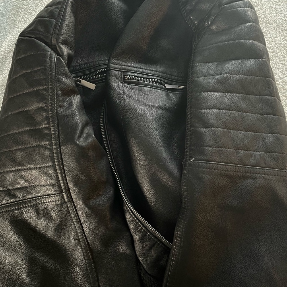 Men jacket - Picture 2 of 8